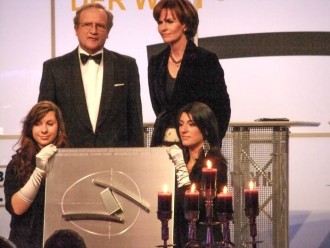 Awards ceremony on 11 February 2012 in Palais Thurn und Taxis in Frankfurt/Main, (standing) Dr. Roland Gerschermann, Managing Director of F.A.Z., and Dr. Nicola Leibinger-Kammmüller of the Trumpf company; 31st Gala event.